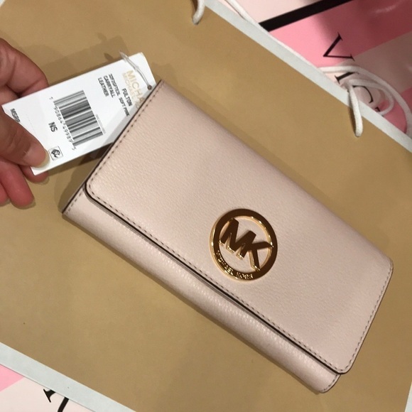 π₯ ON SALE π₯ π Michael Kors Wallet π MK - Picture 5 of 7